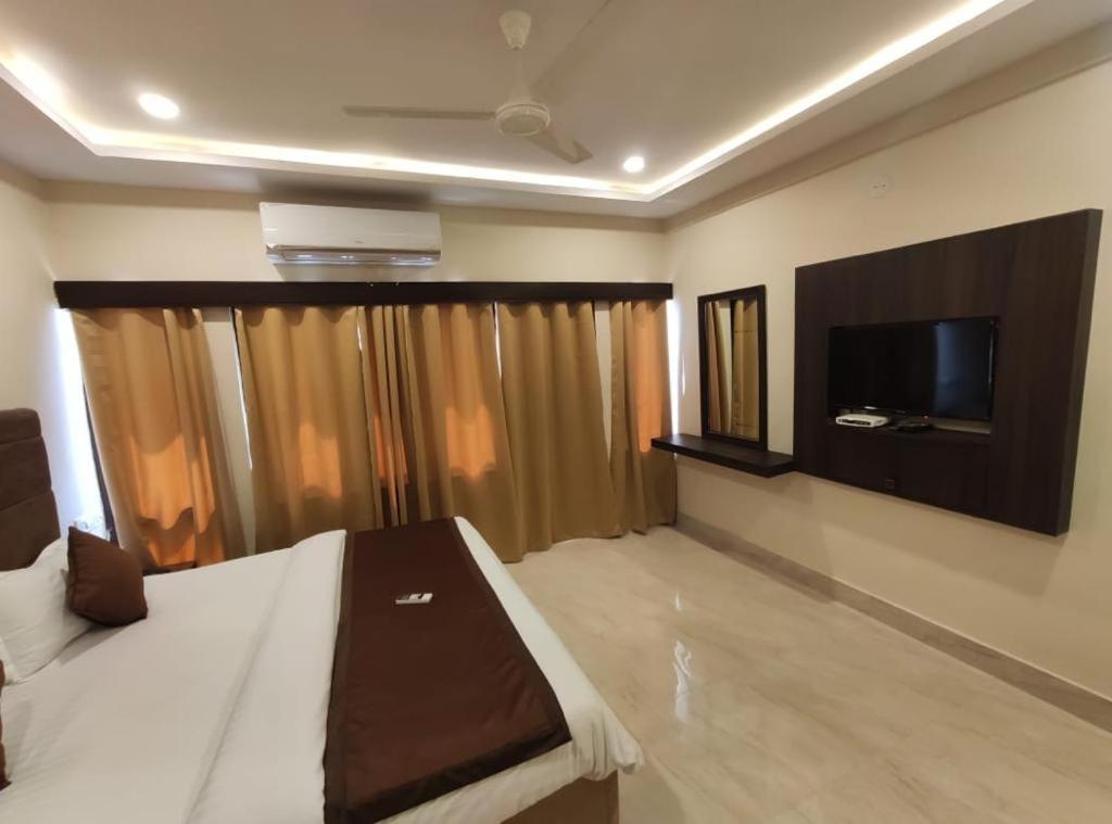 New Hotel Suhail Хайдарабад Экстерьер фото