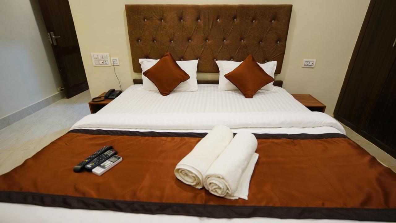 New Hotel Suhail Хайдарабад Экстерьер фото