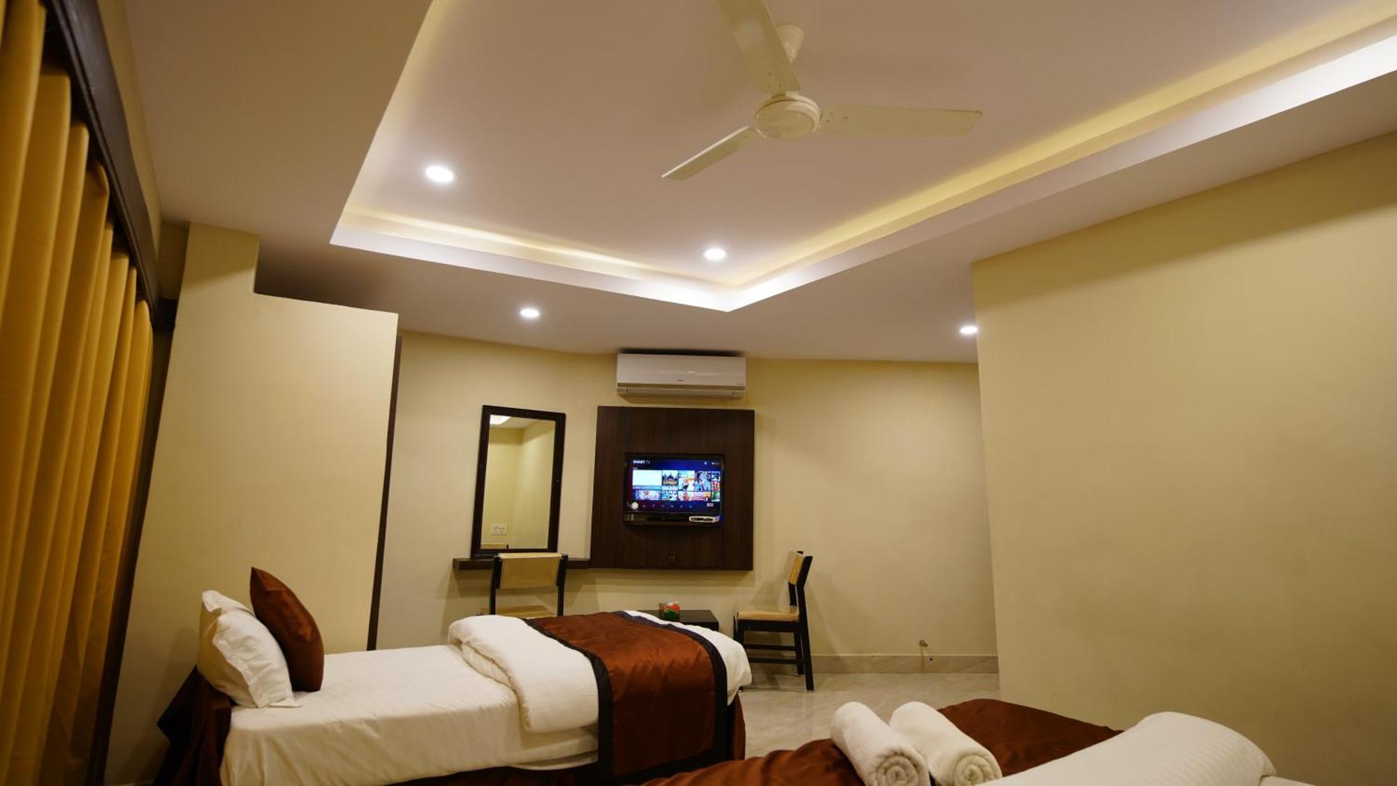 New Hotel Suhail Хайдарабад Экстерьер фото